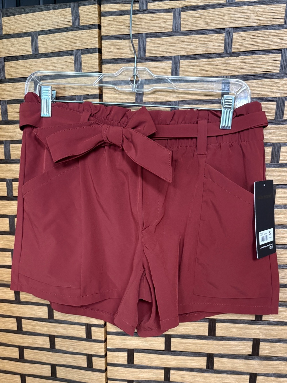 90 Degrees Red Tie Waist Active Shorts Size Small